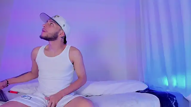  Kevin xxx online show from 09-23-25, 05:03