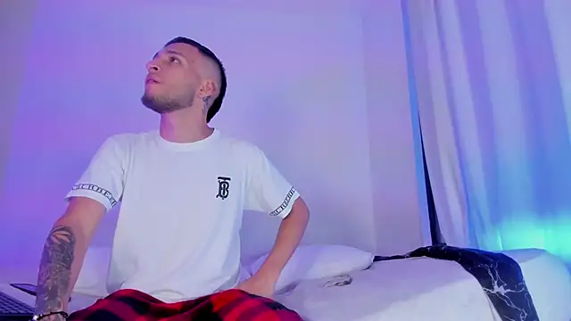  Kevin xxx online show from 09-26-25, 05:58