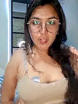 morena95  online show from 06-13-26, 08:51