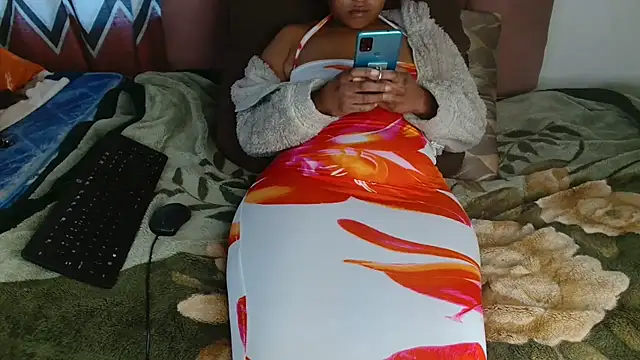 Round Booty Ebony online show from 07-07-26, 12:09