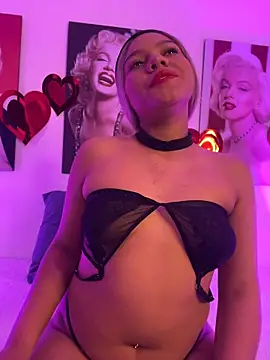 MiaBlonde1 online show from 06-15-26, 11:10