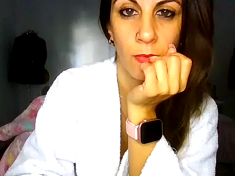 Snapshot of lujancita8 chatting on 05-21-26, 12:02 lujancita8 online show from 05-21-26, 12:02