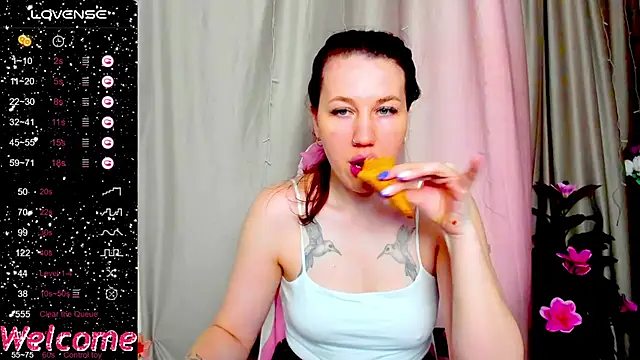 Arya Curves online show from 06-11-26, 02:53