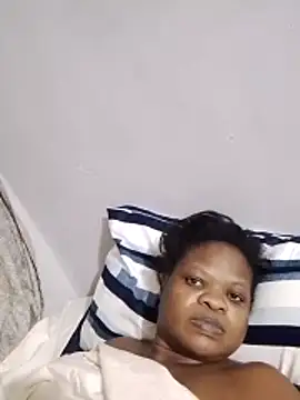 Teecheaa online show from 06-17-26, 04:17