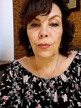 Snapshot of SannyMI-LF chatting on 06-19-26, 02:45 SannyMI-LF online show from 06-19-26, 02:45