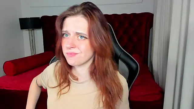 FreyaVeys online show from 06-25-26, 05:12