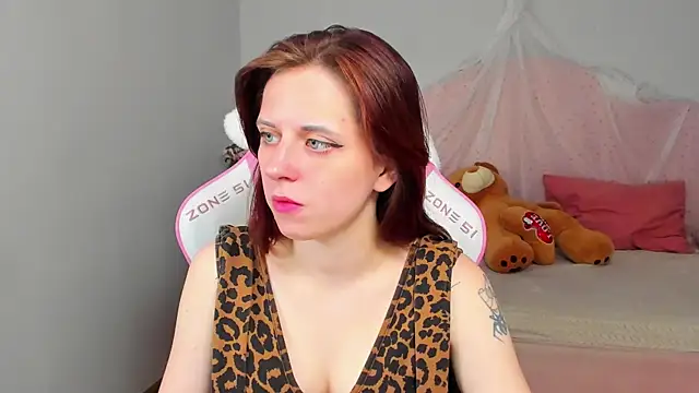FreyaVeys online show from 06-28-26, 05:14