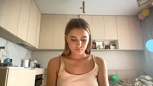LavetaKempster online show from 05-22-26, 01:42