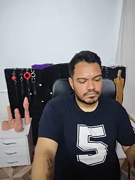 -AlejandroT- online show from 05-20-26, 08:28