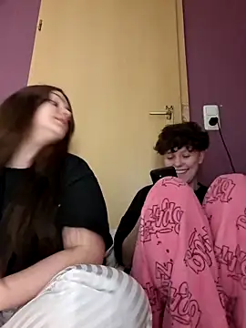 BellaHoneyy online show from 05-21-26, 10:07