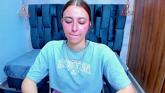 Miel ferrer online show from 07-06-26, 01:40