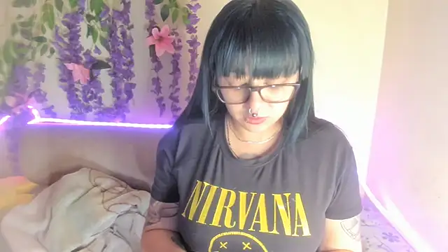 Bubblesquirtt online show from 06-21-26, 10:37