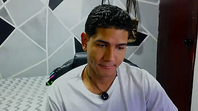  juanacock  online show from 06-20-26, 11:48