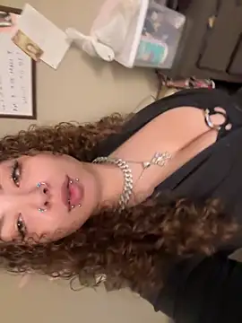 Nattiddlg online show from 06-16-26, 07:03