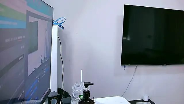 yan-0705 online show from 06-22-26, 10:12