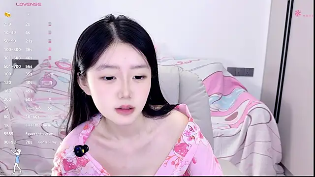 KylinKylin online show from 06-04-26, 01:49
