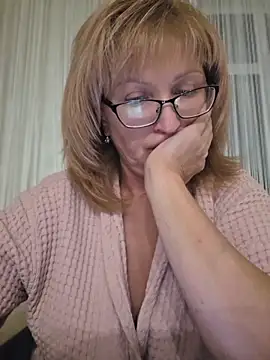 -LindaKing- online show from 05-28-26, 06:58