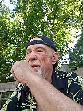 Dreamzluvz2 online show from 06-20-26, 10:15
