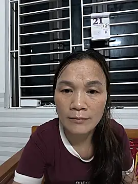 Lye lovely online show from 05-21-26, 03:42