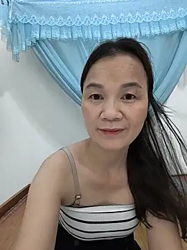 Lye lovely online show from 05-30-26, 01:06