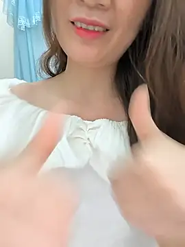 Lye lovely online show from 06-27-26, 10:43