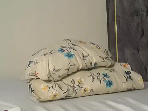 QueenMyaa online show from 06-03-26, 06:34