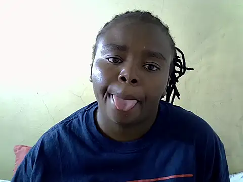 Snapshot of prettydomina chatting on 06-12-26, 12:19 prettydomina online show from 06-12-26, 12:19