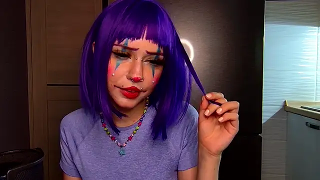 YunaLeaf online show from 06-24-26, 08:50