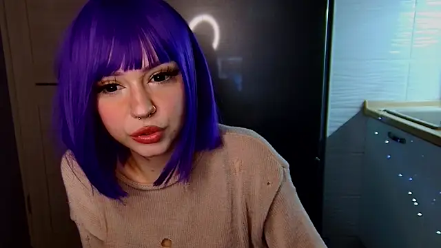 YunaLeaf online show from 06-20-26, 06:24