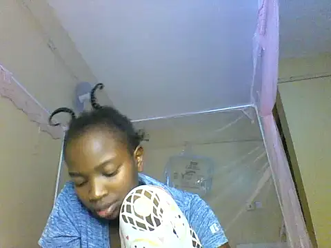 aliana082169 online show from 06-23-26, 08:51