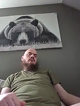 Snapshot of Erickson47 chatting on 05-21-26, 01:41 Erickson47 online show from 05-21-26, 01:41