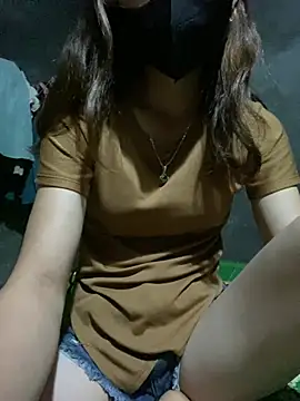 Snapshot of Miuuu22 chatting on 06-10-26, 11:11 Miuuu22 online show from 06-10-26, 11:11
