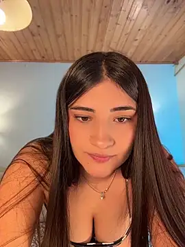 Ahricutte1 online show from 06-18-26, 04:34
