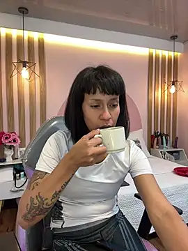 Valkiriia wiine online show from 06-20-26, 03:33