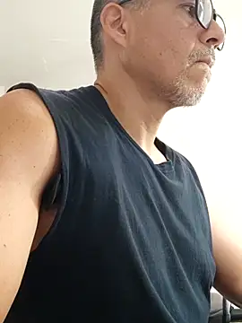 Gaceru01006 online show from 06-10-26, 03:02