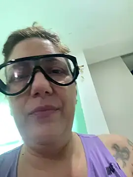 Snapshot of lulupiecitosamor chatting on 07-16-26, 01:30 lulupiecitosamor online show from 07-16-26, 01:30