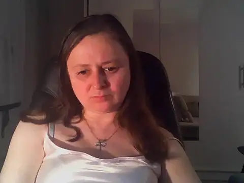Snapshot of TaylorLovely chatting on 05-30-26, 08:25 TaylorLovely online show from 05-30-26, 08:25