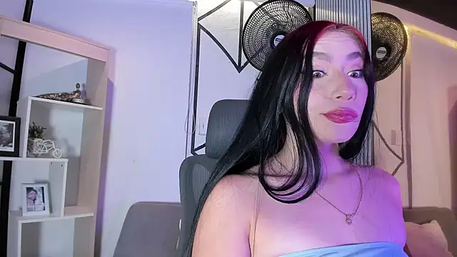 Snapshot of kitanna_1 chatting on 06-06-26, 10:15 kitanna 1 online show from 06-06-26, 10:15