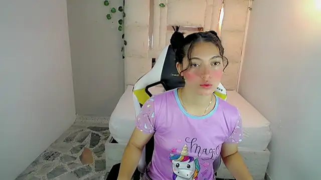 Dolce more online show from 05-22-26, 01:53
