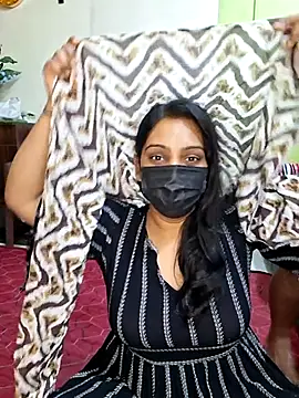 Hornyreshma online show from 07-16-26, 05:54