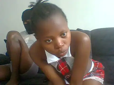 Snapshot of TonnyAmellia chatting on 06-07-26, 09:03 TonnyAmellia online show from 06-07-26, 09:03