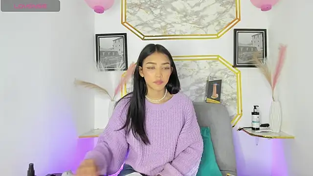 jaulyn 18   online show from 05-31-26, 12:33