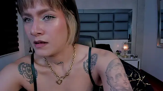 Snapshot of Mrs_Regina_clk chatting on 06-02-26, 03:17 Mrs Regina clk online show from 06-02-26, 03:17