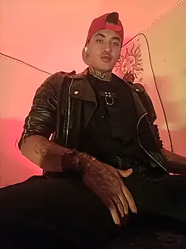 AlecBanne  online show from 06-21-26, 10:37