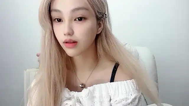 jiangjiang2005 online show from 06-19-26, 05:52