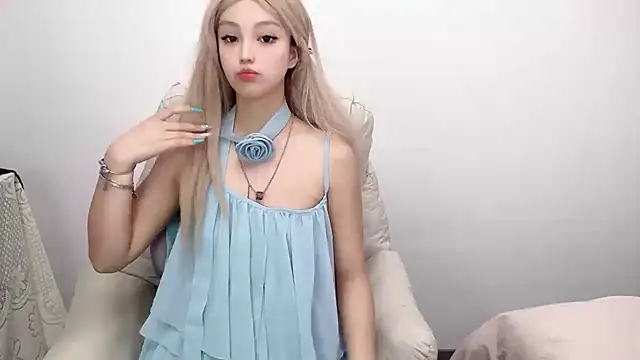 jiangjiang2005 online show from 06-10-26, 05:14