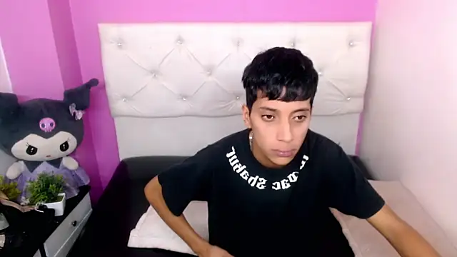 jl brayan12 online show from 05-25-26, 07:23