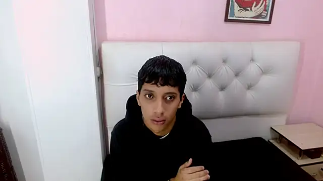 jl brayan12 online show from 06-10-26, 01:23