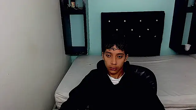 jl brayan12 online show from 06-17-26, 04:28