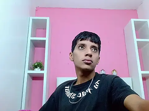 jl brayan12 online show from 05-24-26, 07:47